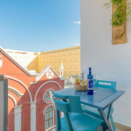 Casita Sunwaves- El 19 De Padre Cueto, Canteras Apartment *
